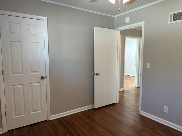 4542 S 23rd West Avenue, Tulsa, OK 74107