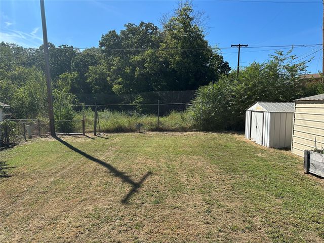 4542 S 23rd West Avenue, Tulsa, OK 74107