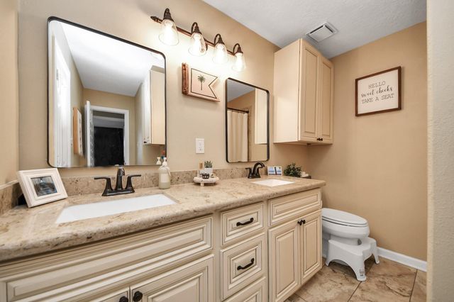 731 Marlin Street, Bayou Vista, TX 77563