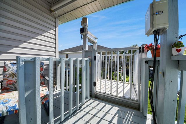 731 Marlin Street, Bayou Vista, TX 77563