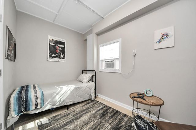 731 Marlin Street, Bayou Vista, TX 77563