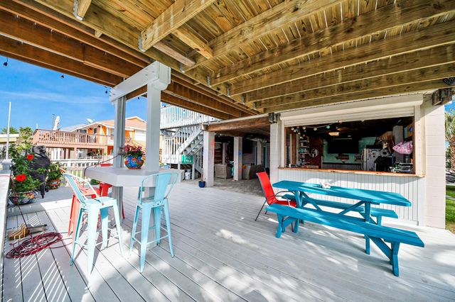 731 Marlin Street, Bayou Vista, TX 77563