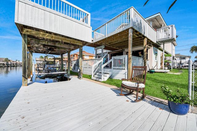 731 Marlin Street, Bayou Vista, TX 77563