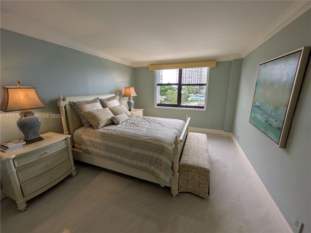 300 Three Islands Blvd 204, Hallandale Beach, FL 33009