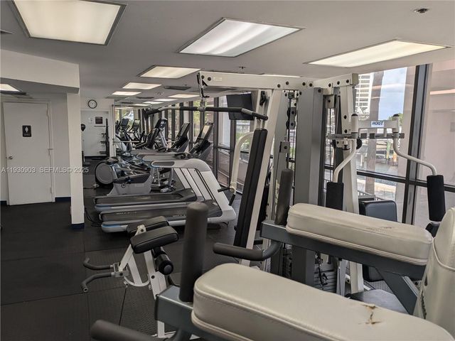 300 Three Islands Blvd 204, Hallandale Beach, FL 33009