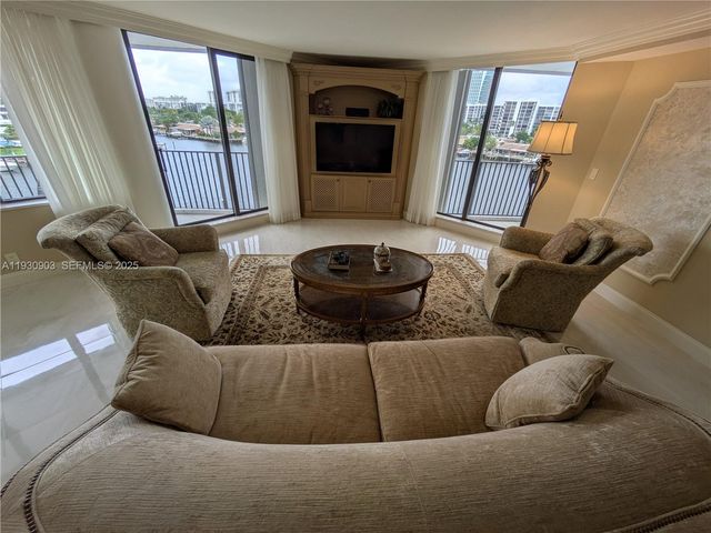 300 Three Islands Blvd 204, Hallandale Beach, FL 33009