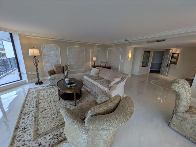 300 Three Islands Blvd 204, Hallandale Beach, FL 33009