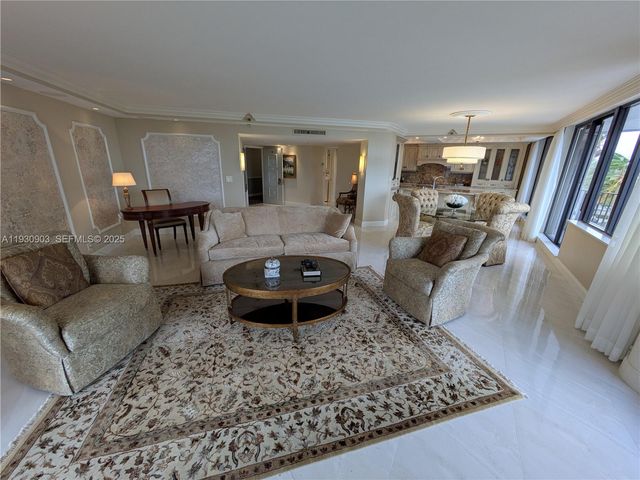 300 Three Islands Blvd 204, Hallandale Beach, FL 33009