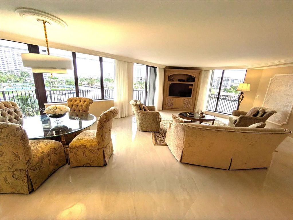 300 Three Islands Blvd 204, Hallandale Beach, FL 33009