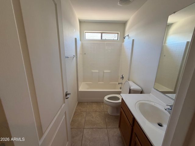 795 W FAIRLANE Court, Casa Grande, AZ 85122