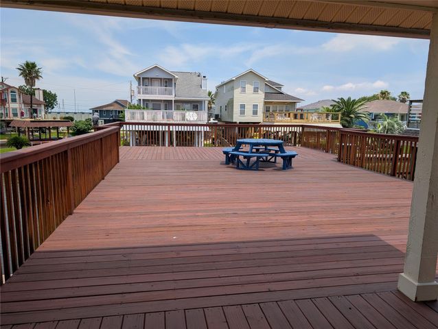 25 N Flamingo Street, La Marque, TX 77568