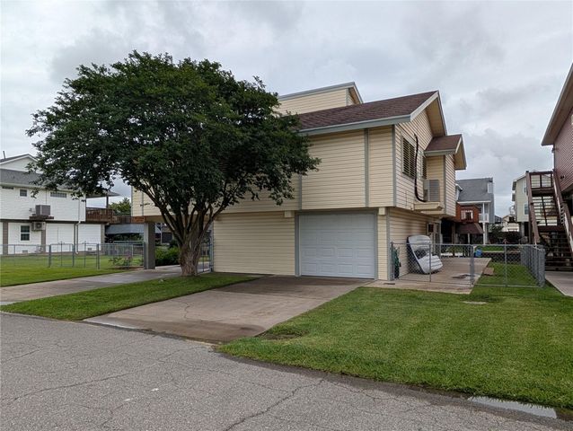 25 N Flamingo Street, La Marque, TX 77568