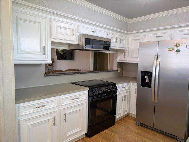 25 N Flamingo Street, La Marque, TX 77568