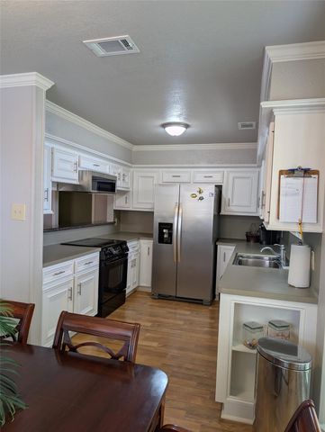 25 N Flamingo Street, La Marque, TX 77568