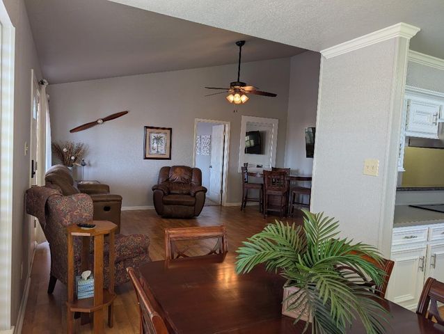 25 N Flamingo Street, La Marque, TX 77568
