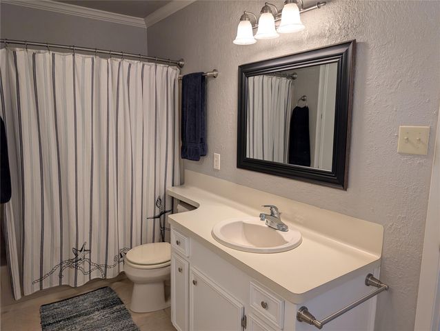 25 N Flamingo Street, La Marque, TX 77568