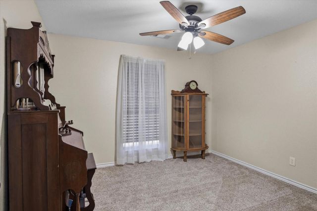 2766 Vz Cr 3104, Edgewood, TX 75117