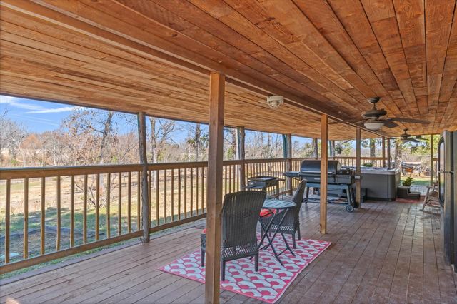 2766 Vz Cr 3104, Edgewood, TX 75117