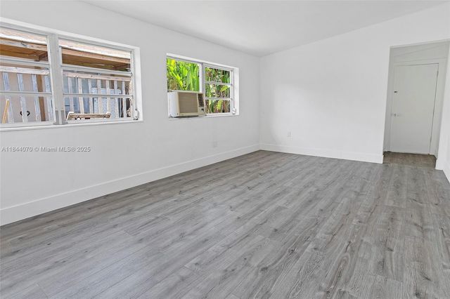 4647 NW 15th Ct, Miami, FL 33142