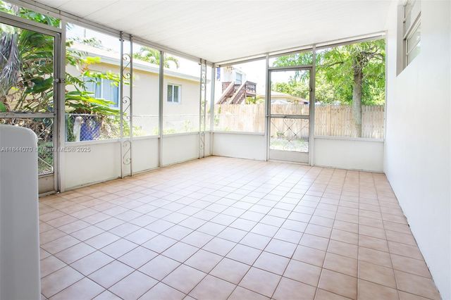 4647 NW 15th Ct, Miami, FL 33142