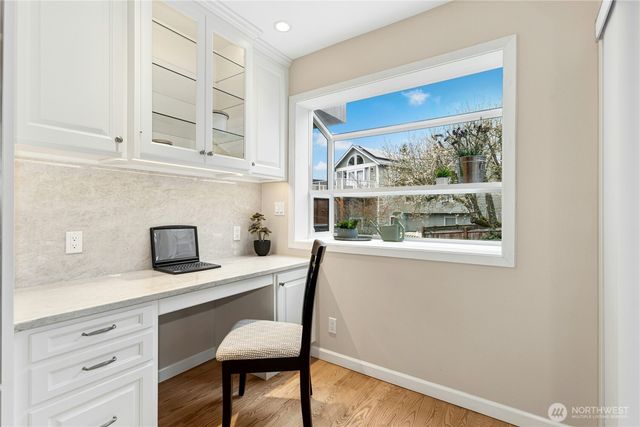 10128 NE 63rd Street, Kirkland, WA 98033