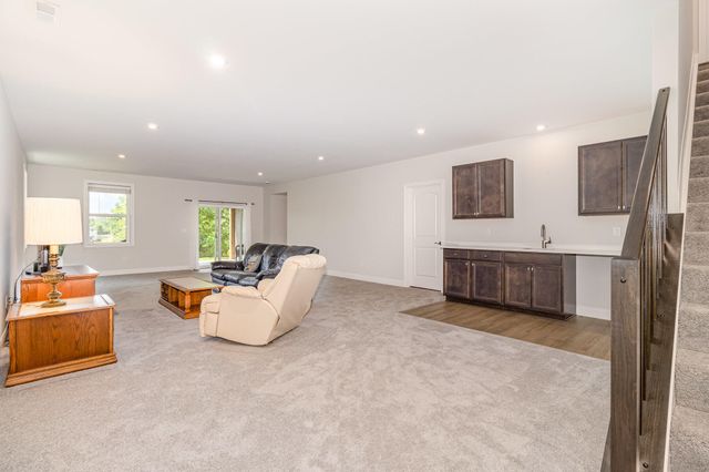 1041 Mccarron Lane, Union, KY 41091