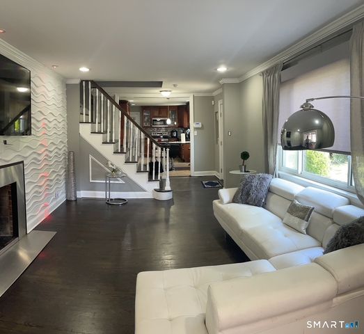 665 West Main Street, West Haven, CT 06516