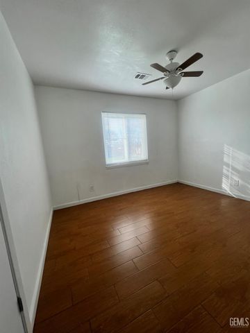 1404 Pike Street, Bakersfield, CA 93306