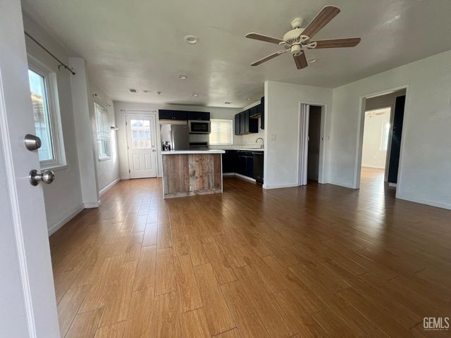 1404 Pike Street, Bakersfield, CA 93306