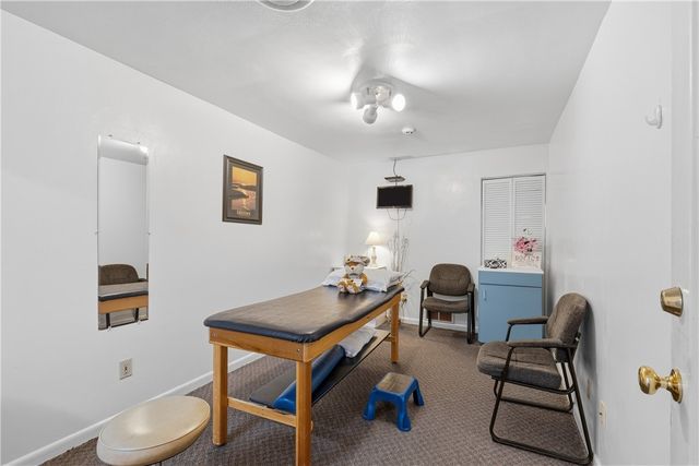 507 Pittsburgh St, Springdale Boro, PA 15144