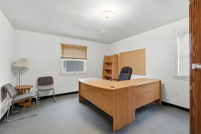 507 Pittsburgh St, Springdale Boro, PA 15144