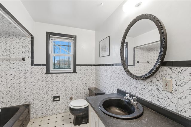 507 Pittsburgh St, Springdale Boro, PA 15144