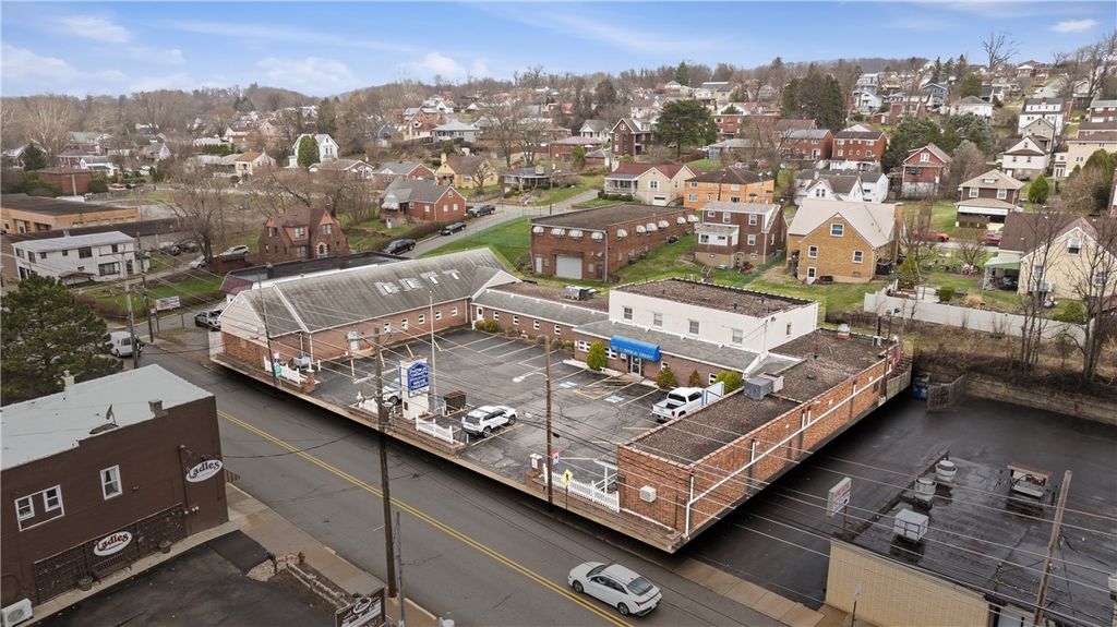 507 Pittsburgh St, Springdale Boro, PA 15144