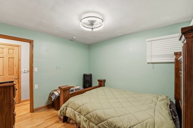 1603 E Glenwood Drive, Des Moines, IA 50320