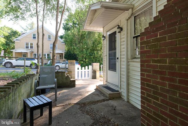 829-833 ELMWOOD ST, State College, PA 16801