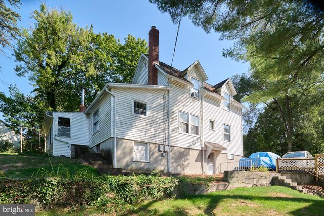 829-833 ELMWOOD ST, State College, PA 16801