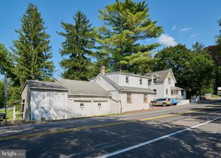 829-833 ELMWOOD ST, State College, PA 16801