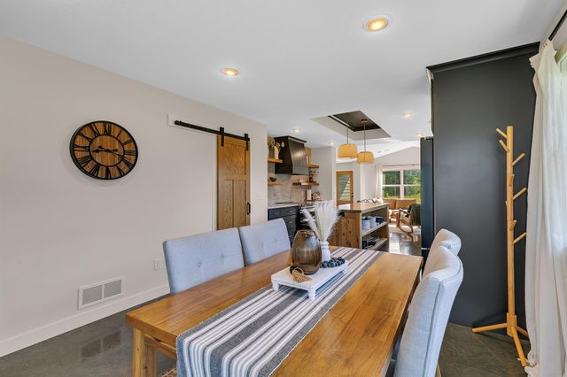 3025 Nottingham Road S, Saint Cloud, MN 56301