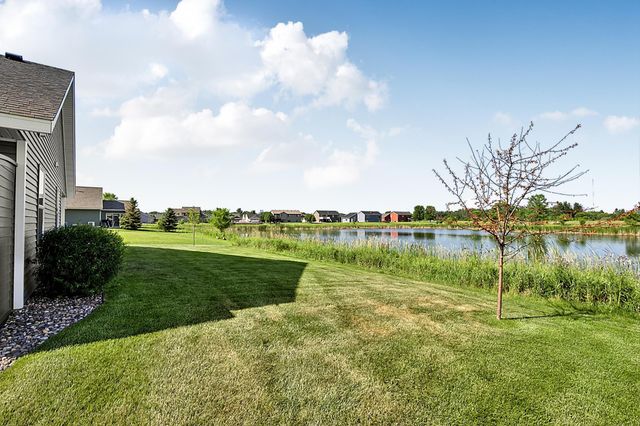 3025 Nottingham Road S, Saint Cloud, MN 56301