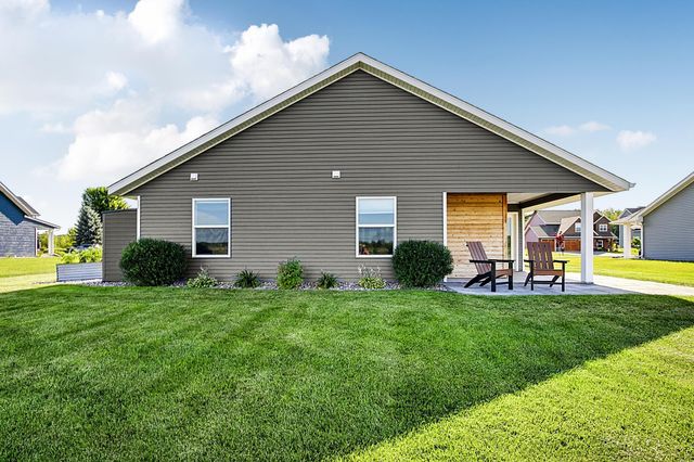 3025 Nottingham Road S, Saint Cloud, MN 56301