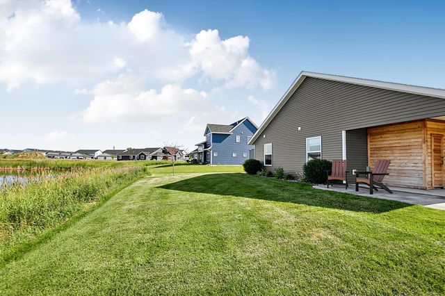 3025 Nottingham Road S, Saint Cloud, MN 56301