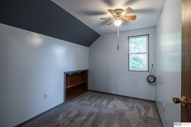 4515 S 16th Street, Omaha, NE 68107