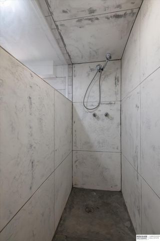 4515 S 16th Street, Omaha, NE 68107