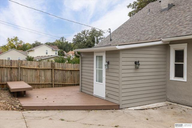 4515 S 16th Street, Omaha, NE 68107