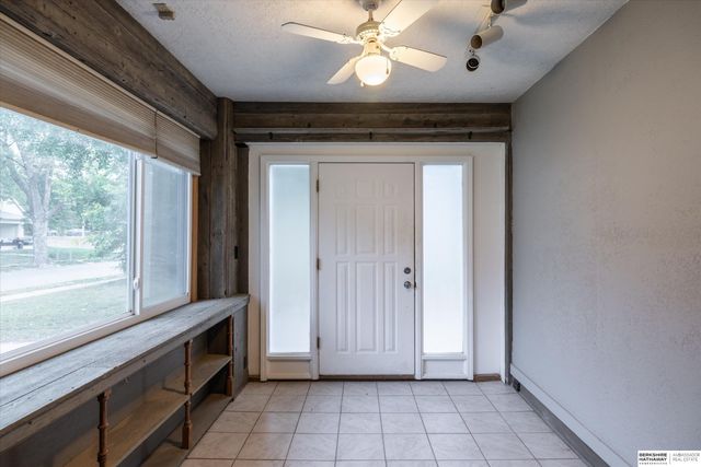 4515 S 16th Street, Omaha, NE 68107