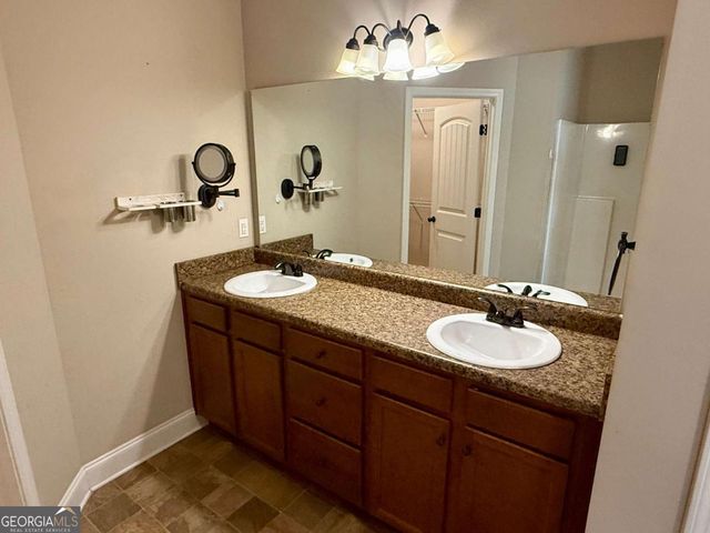2839 Shadowstone Way, Winder, GA 30680