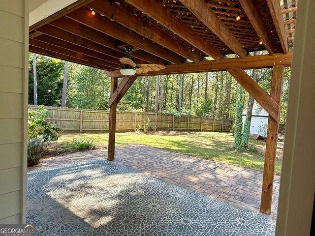 2839 Shadowstone Way, Winder, GA 30680