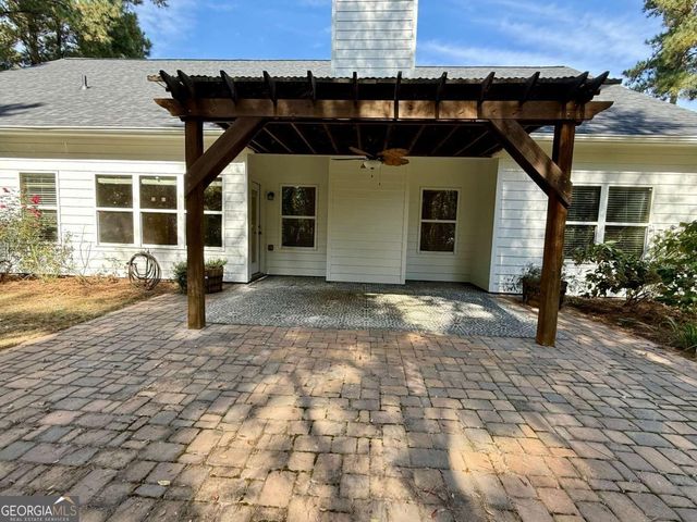 2839 Shadowstone Way, Winder, GA 30680