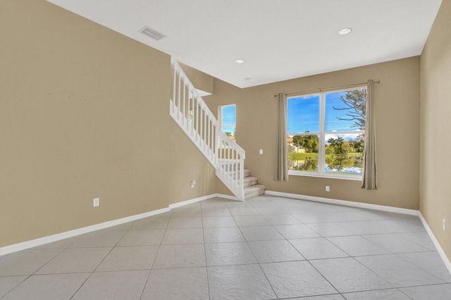 5486 Queenship Court, Greenacres, FL 33463