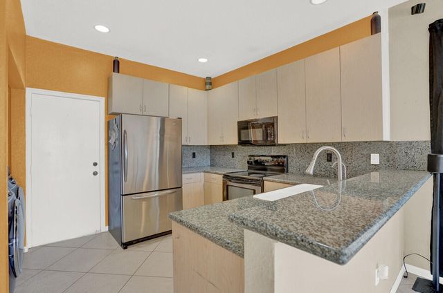 5486 Queenship Court, Greenacres, FL 33463